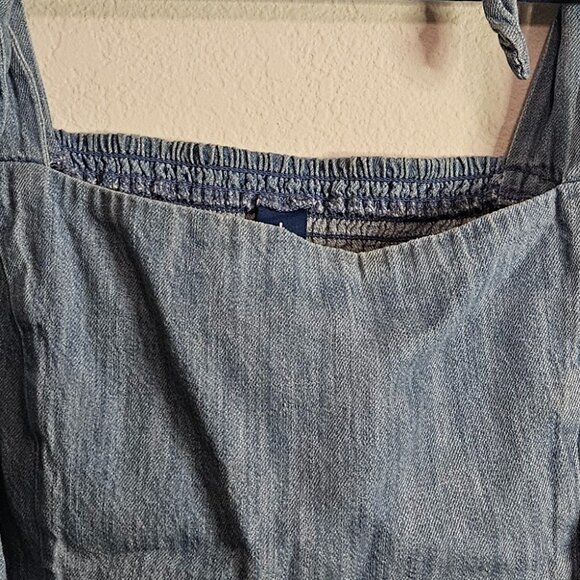 Bow Strap Crop - Picture 2 of 2